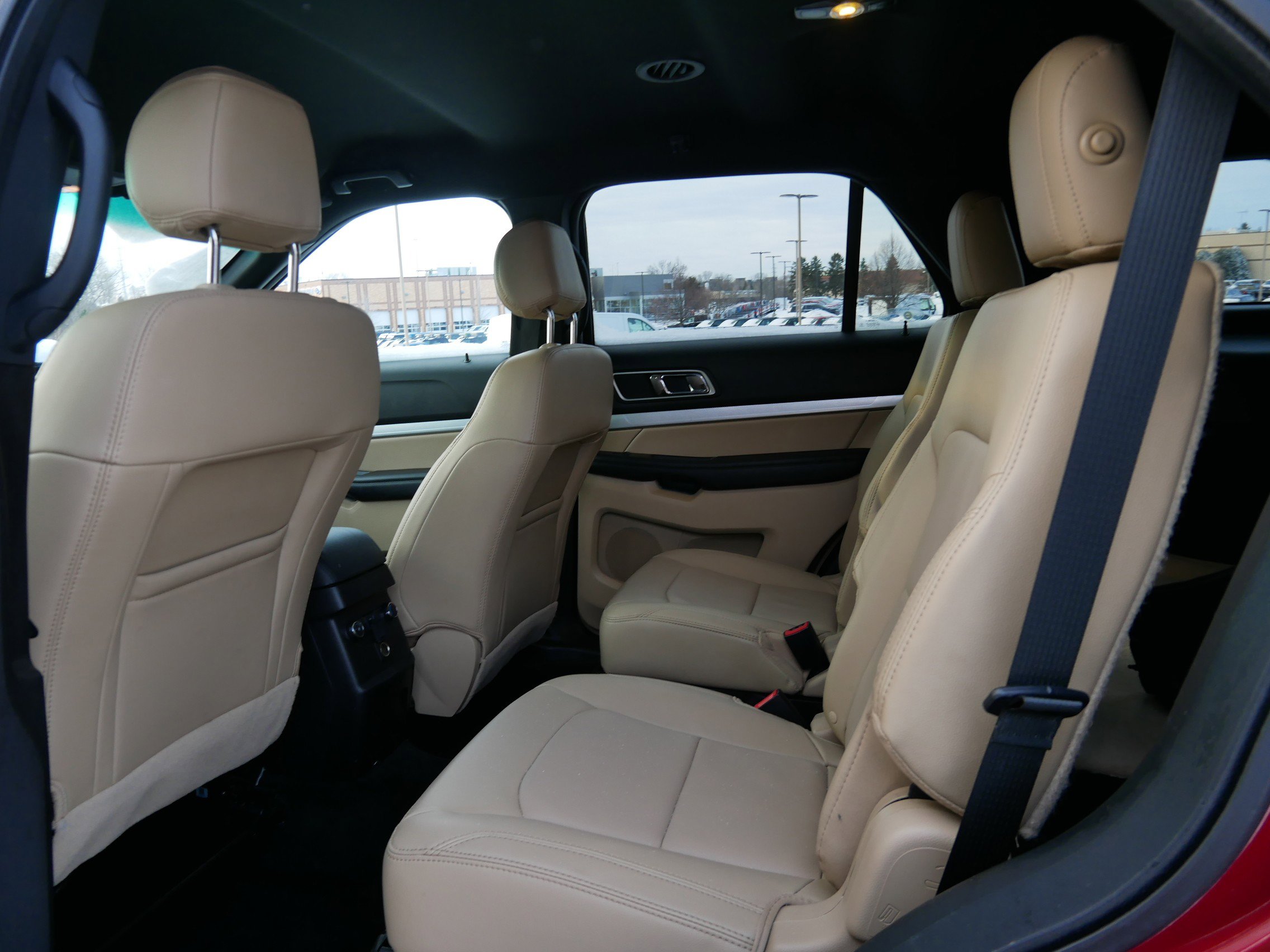 Certified 2017 Ford Explorer XLT w/ Equipment Group 202A image 13