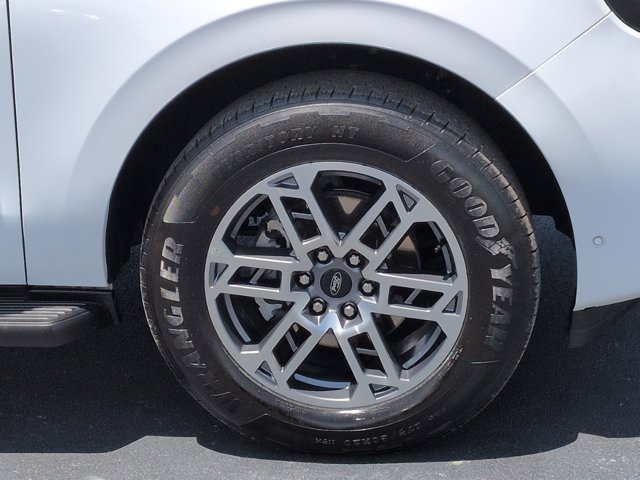 Certified 2025 Ford Expedition Max Active RWD image 10
