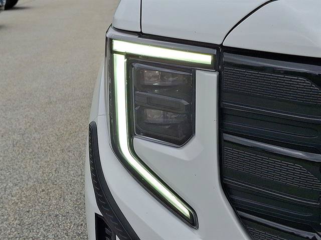 Used 2025 GMC Sierra 1500 Elevation AWD/4WD image 28