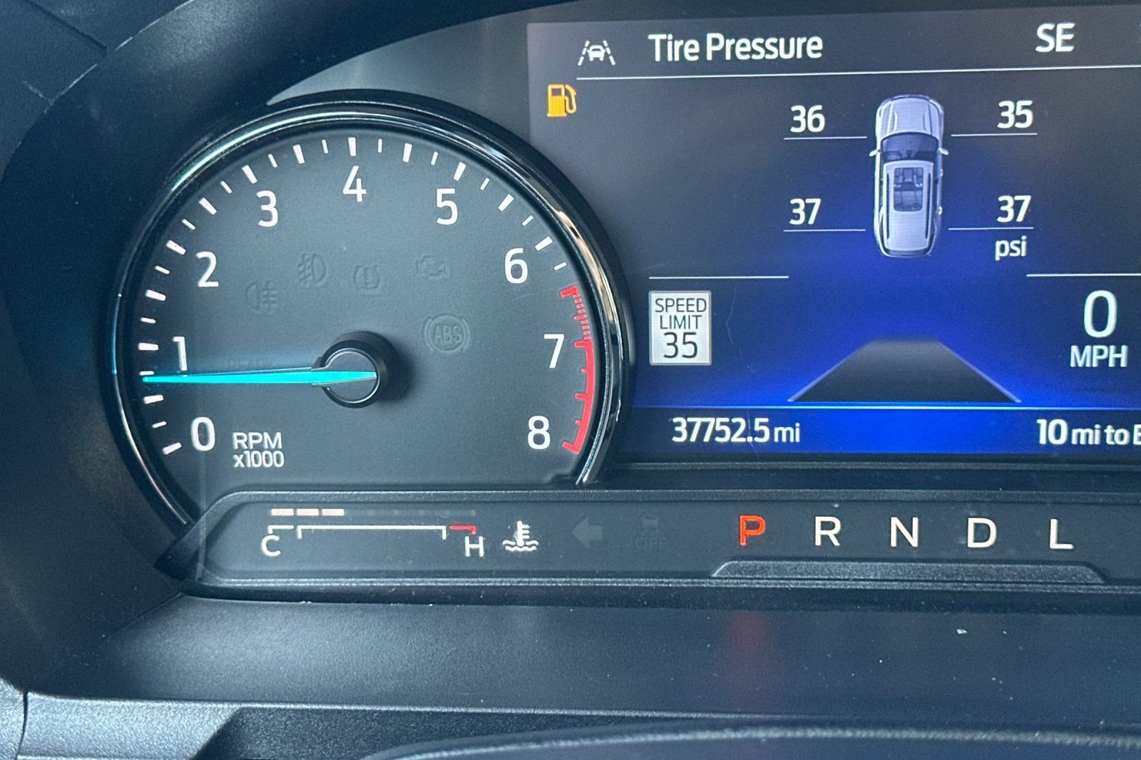 Certified 2022 Ford Explorer XLT w/ Equipment Group 202A image 40