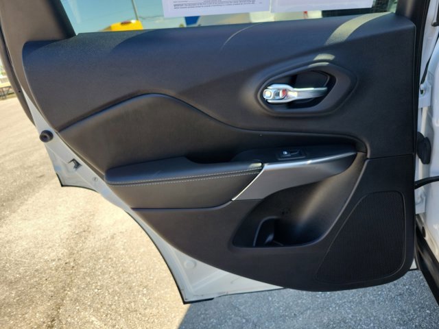 Used 2020 Jeep Cherokee Limited w/ Trailer Tow Group image 15