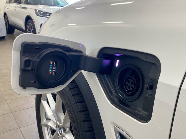 Used 2021 BMW X5 xDrive45e AWD/4WD image 15