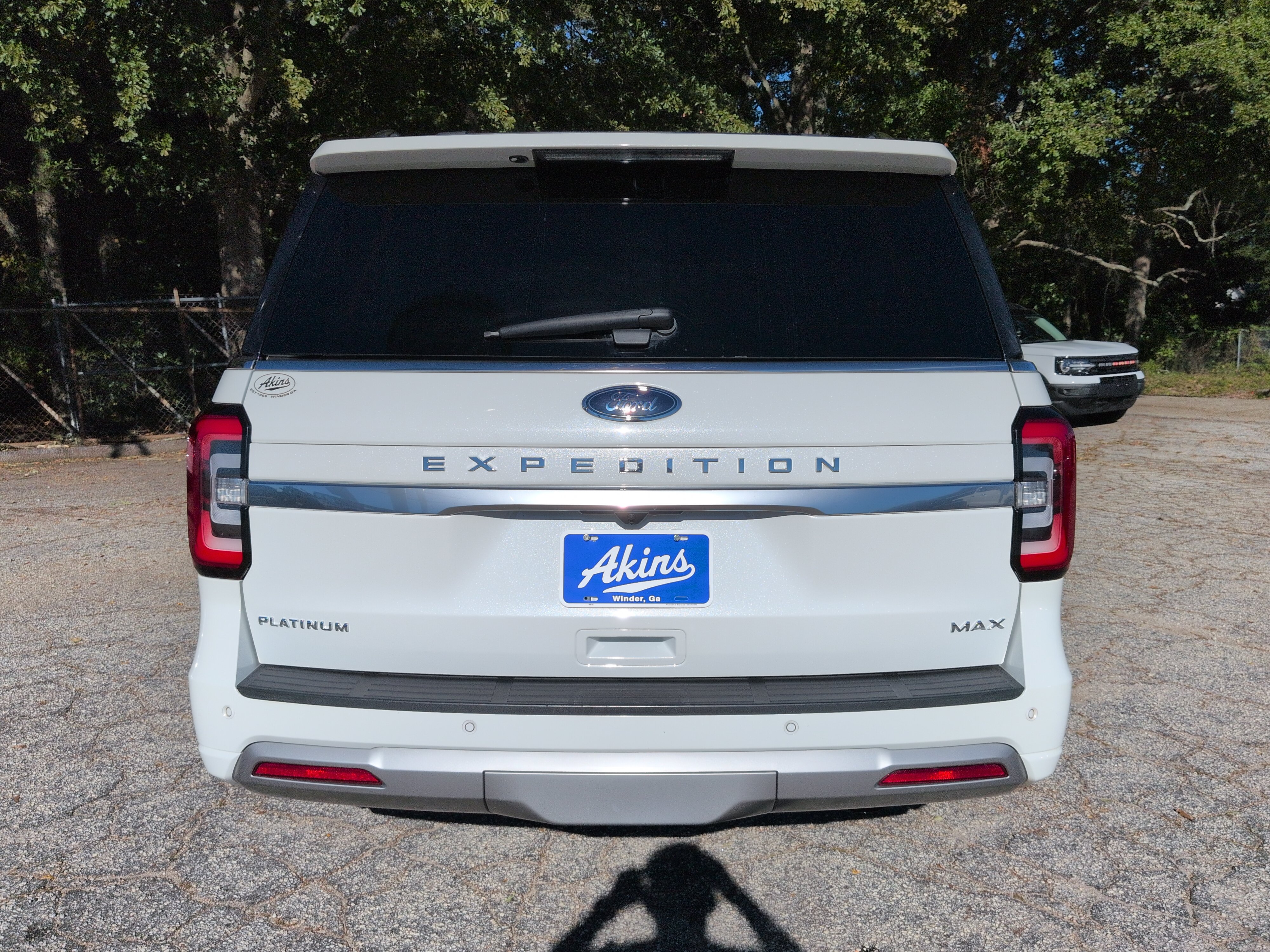 Certified 2022 Ford Expedition Max Platinum AWD/4WD image 4