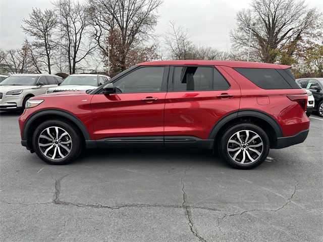 Certified 2022 Ford Explorer ST-Line image 8