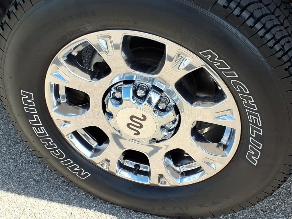 Certified 2022 Ford F250 King Ranch w/ King Ranch Ultimate Package AWD/4WD image 11