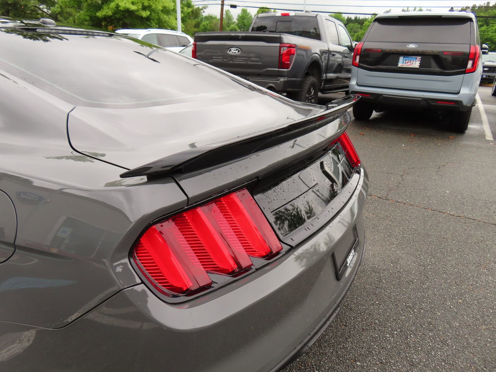 Certified 2018 Ford Mustang Shelby GT350 w/ Electronics Package RWD image 12