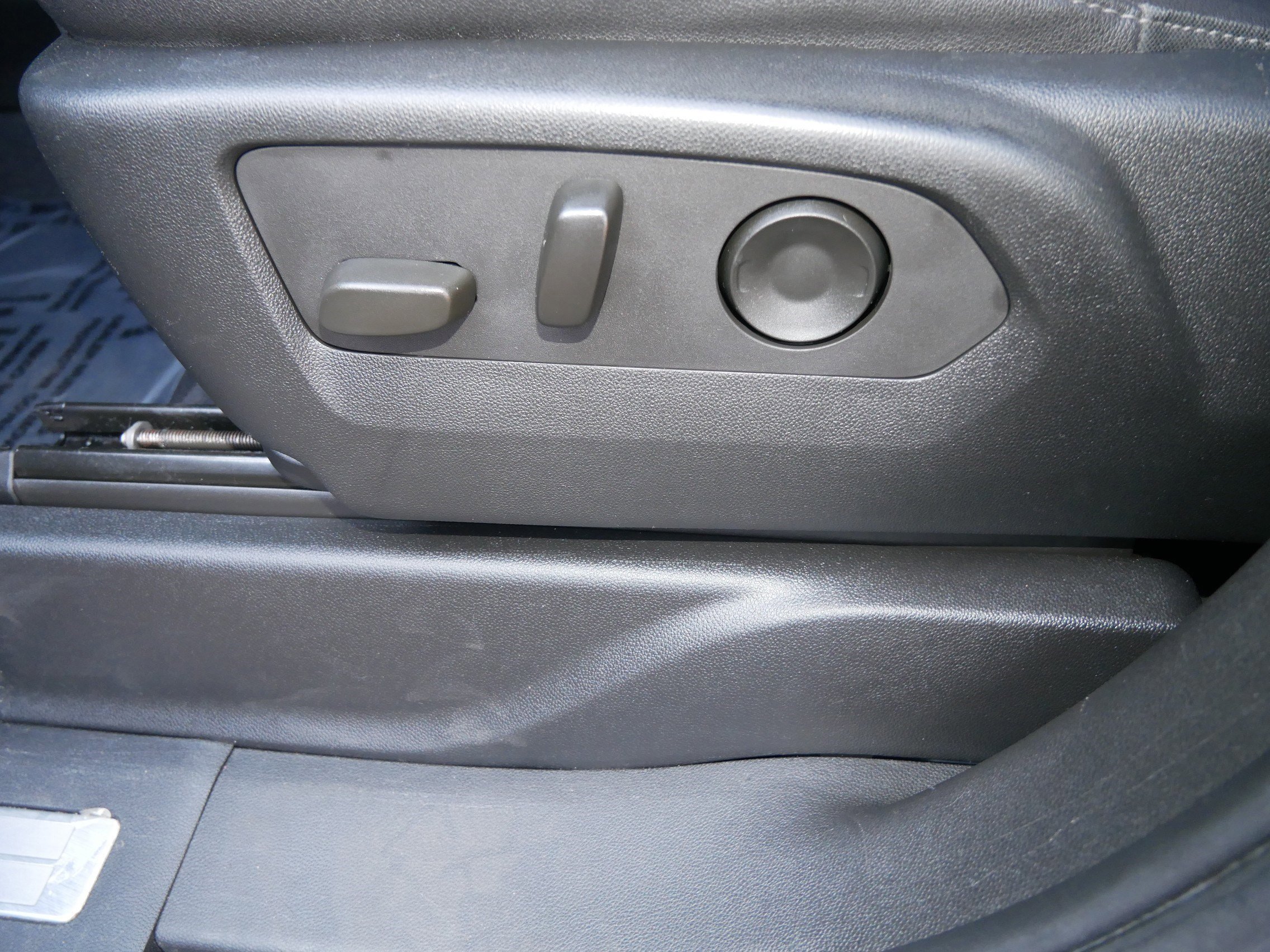 Used 2023 Chevrolet Tahoe LT image 19