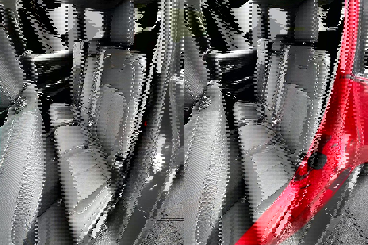 Used 2021 Jeep Grand Cherokee L Laredo w/ Luxury Tech Group I image 25