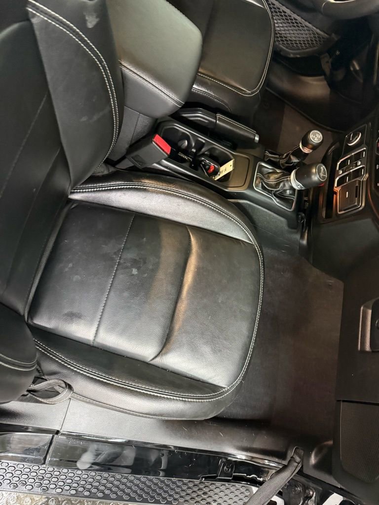 Used 2023 Jeep Wrangler Unlimited Sahara w/ Cold Weather Group image 44