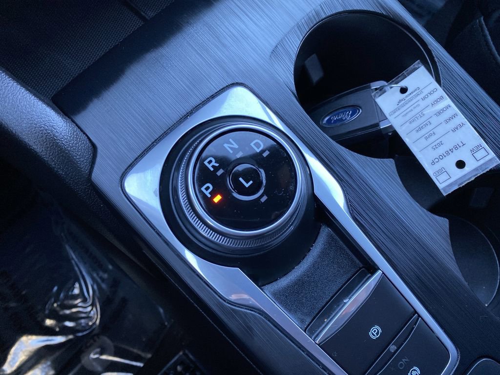 Certified 2025 Ford Escape ST-Line image 23