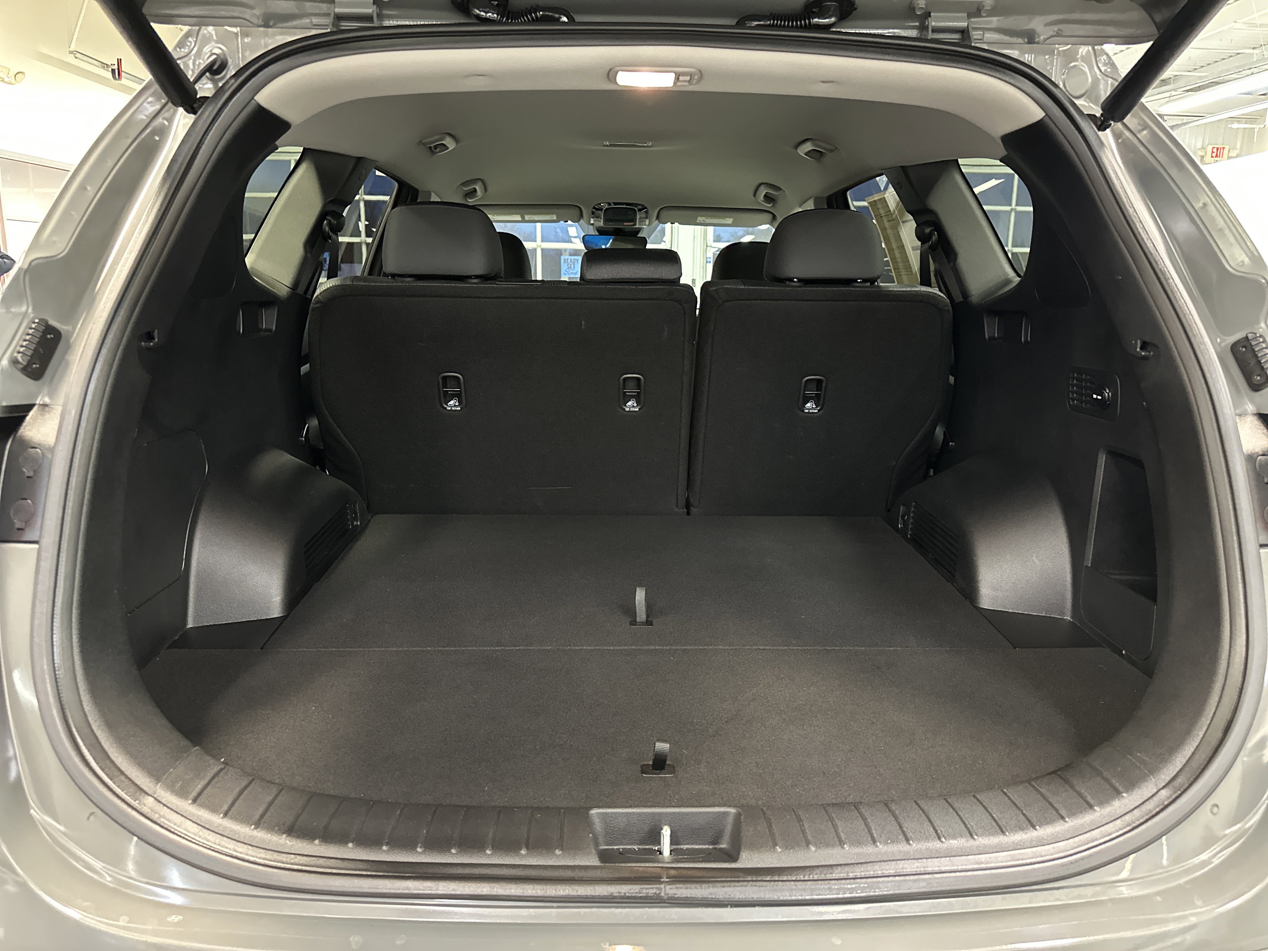 Used 2023 Hyundai Santa Fe SEL image 6