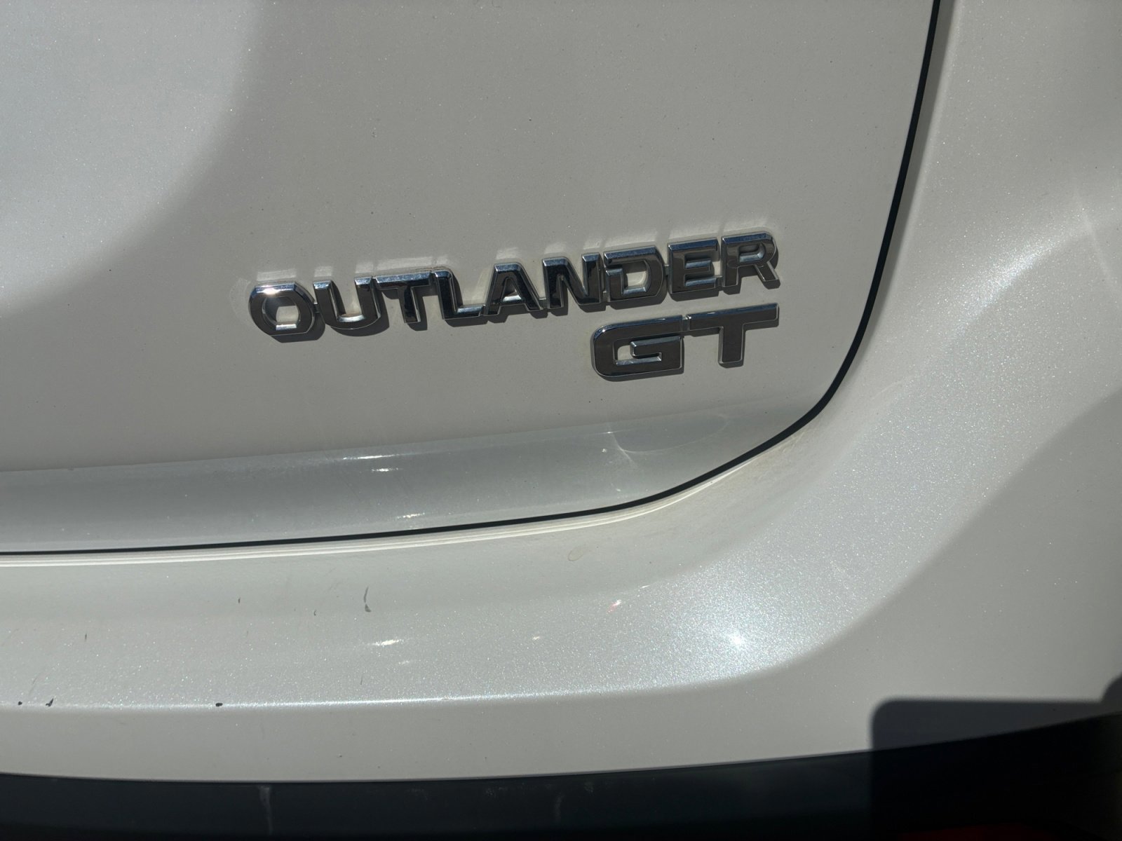 Used 2017 Mitsubishi Outlander GT image 16
