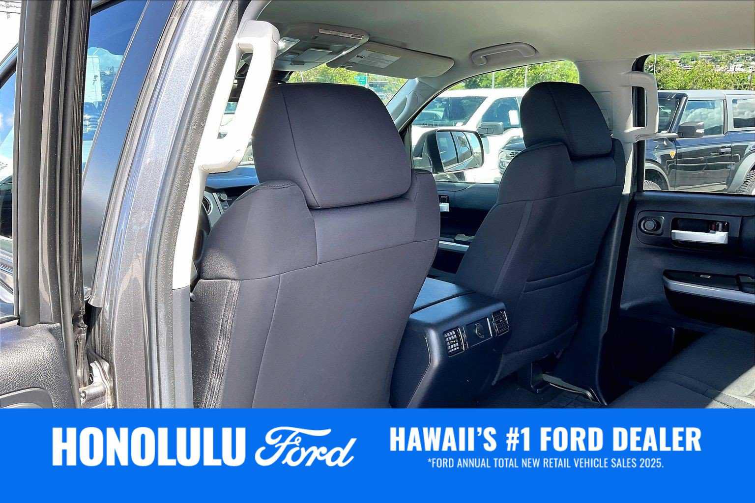 Used 2020 Toyota Tundra SR5 w/ SR5 Upgrade Package RWD image 12