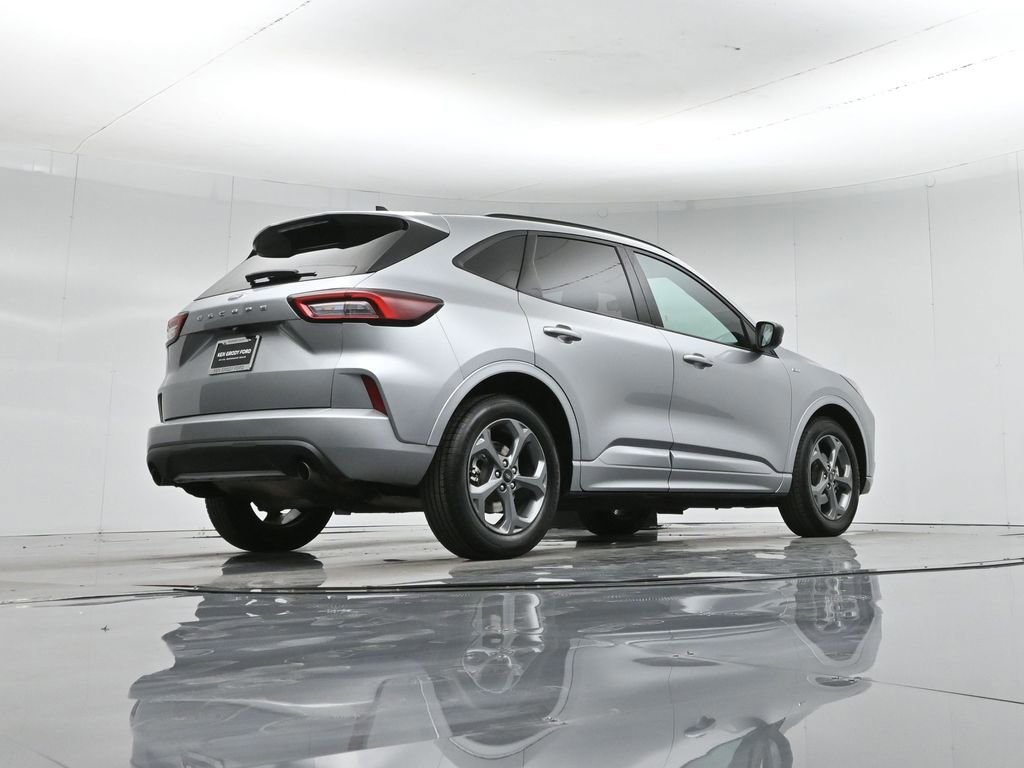 Certified 2024 Ford Escape ST-Line w/ Cold Weather Package image 14