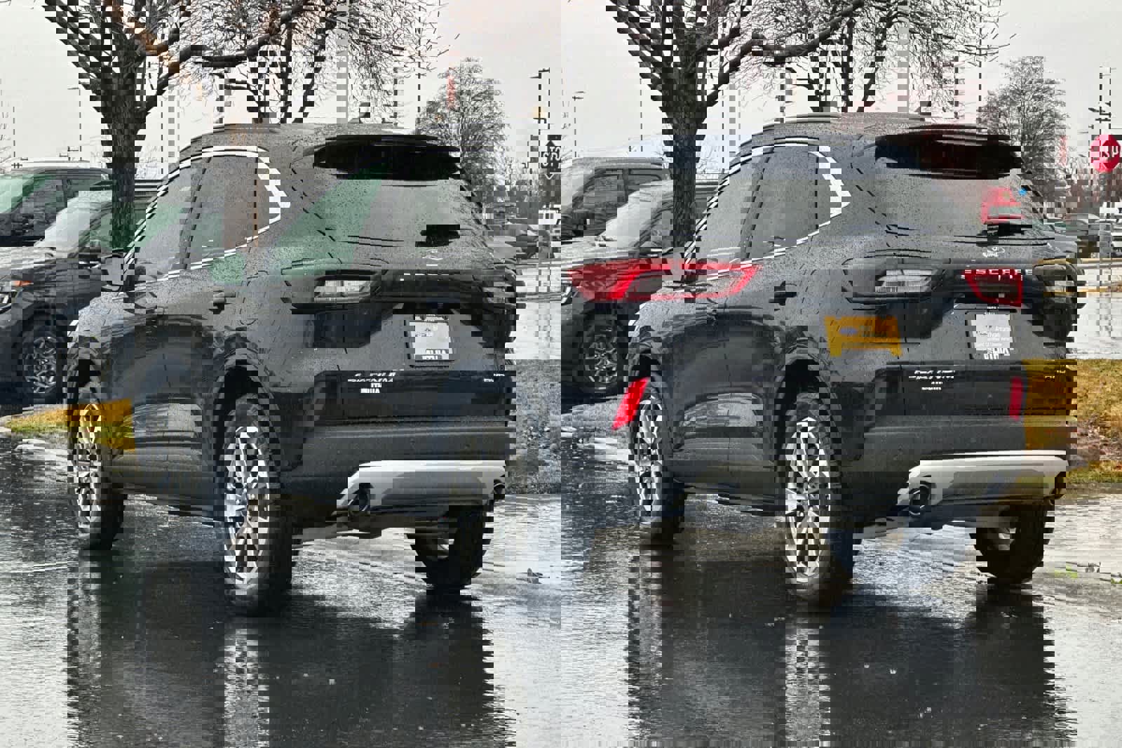 Certified 2025 Ford Escape Platinum image 3