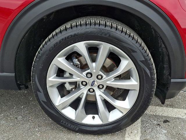 Certified 2023 Ford Explorer Platinum w/ Equipment Group 601A AWD/4WD image 9