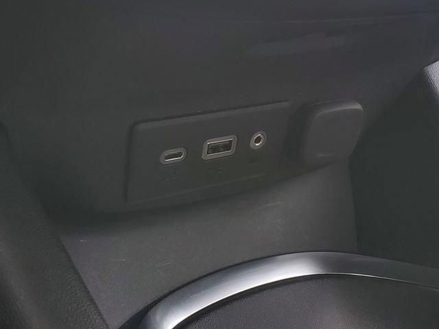 Used 2022 Chevrolet Malibu LT image 23