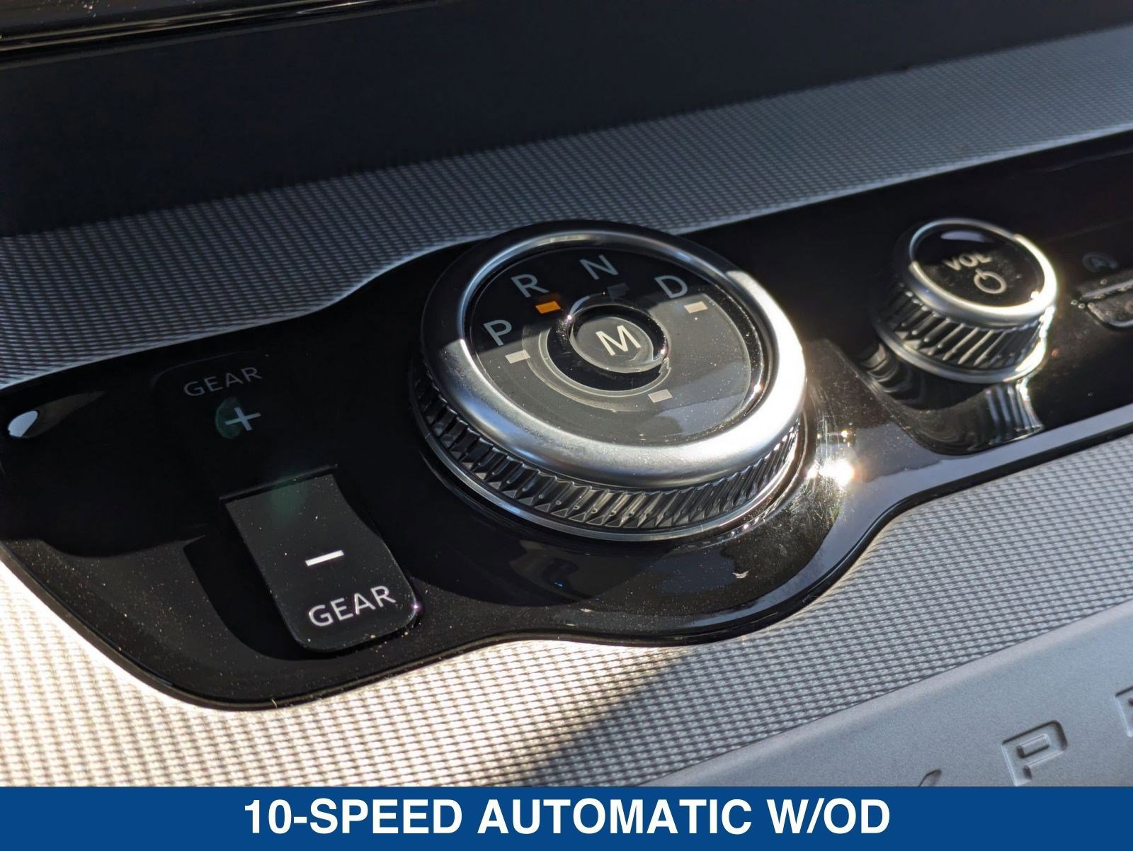 Certified 2025 Ford Expedition Active image 37