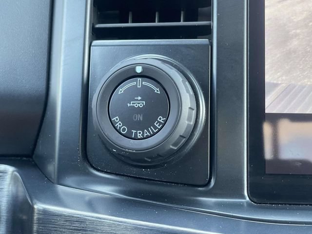 Certified 2024 Ford F350 Lariat w/ Lariat Ultimate Package AWD/4WD image 32