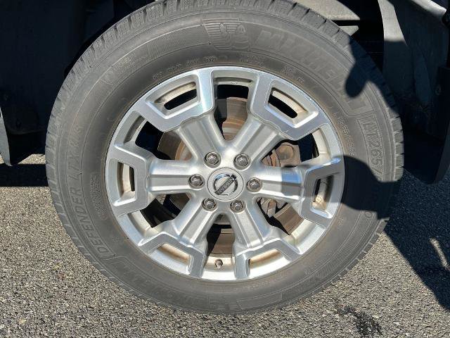 Used 2017 Nissan Titan SV image 13