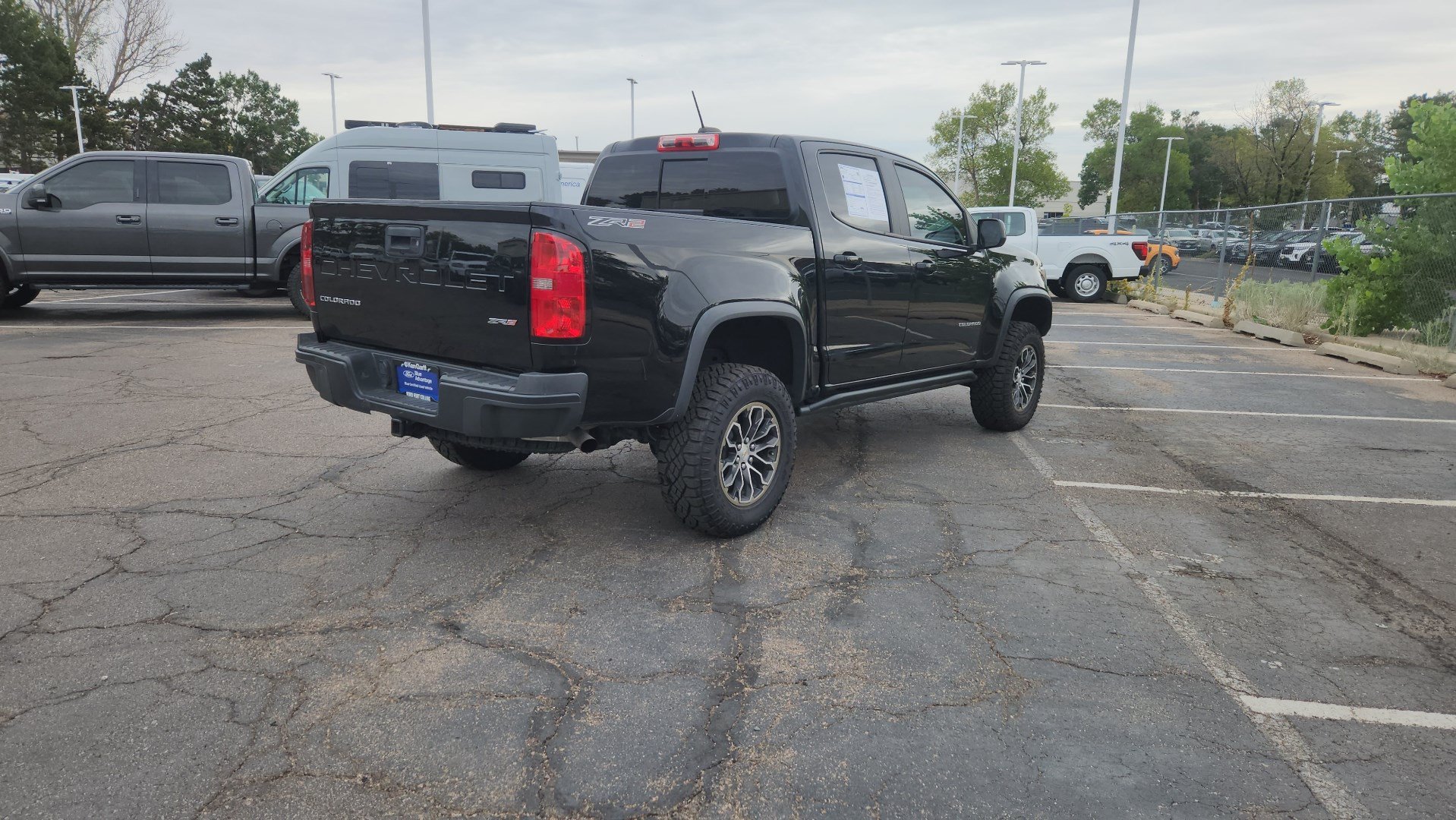 Used 2022 Chevrolet Colorado ZR2 AWD/4WD image 11