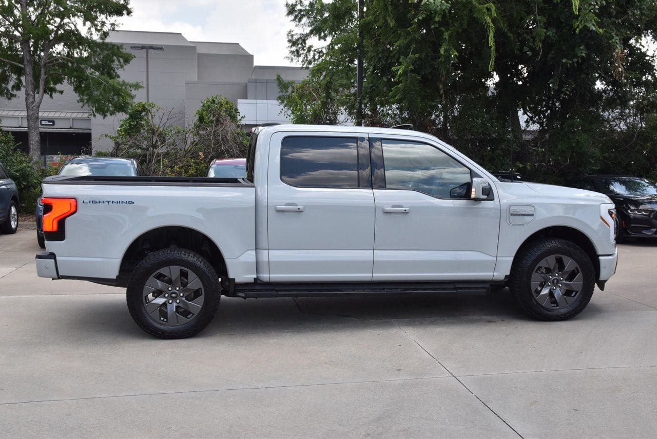 Certified 2023 Ford F150 Lightning Lariat w/ Equipment Group 511A High AWD/4WD image 6