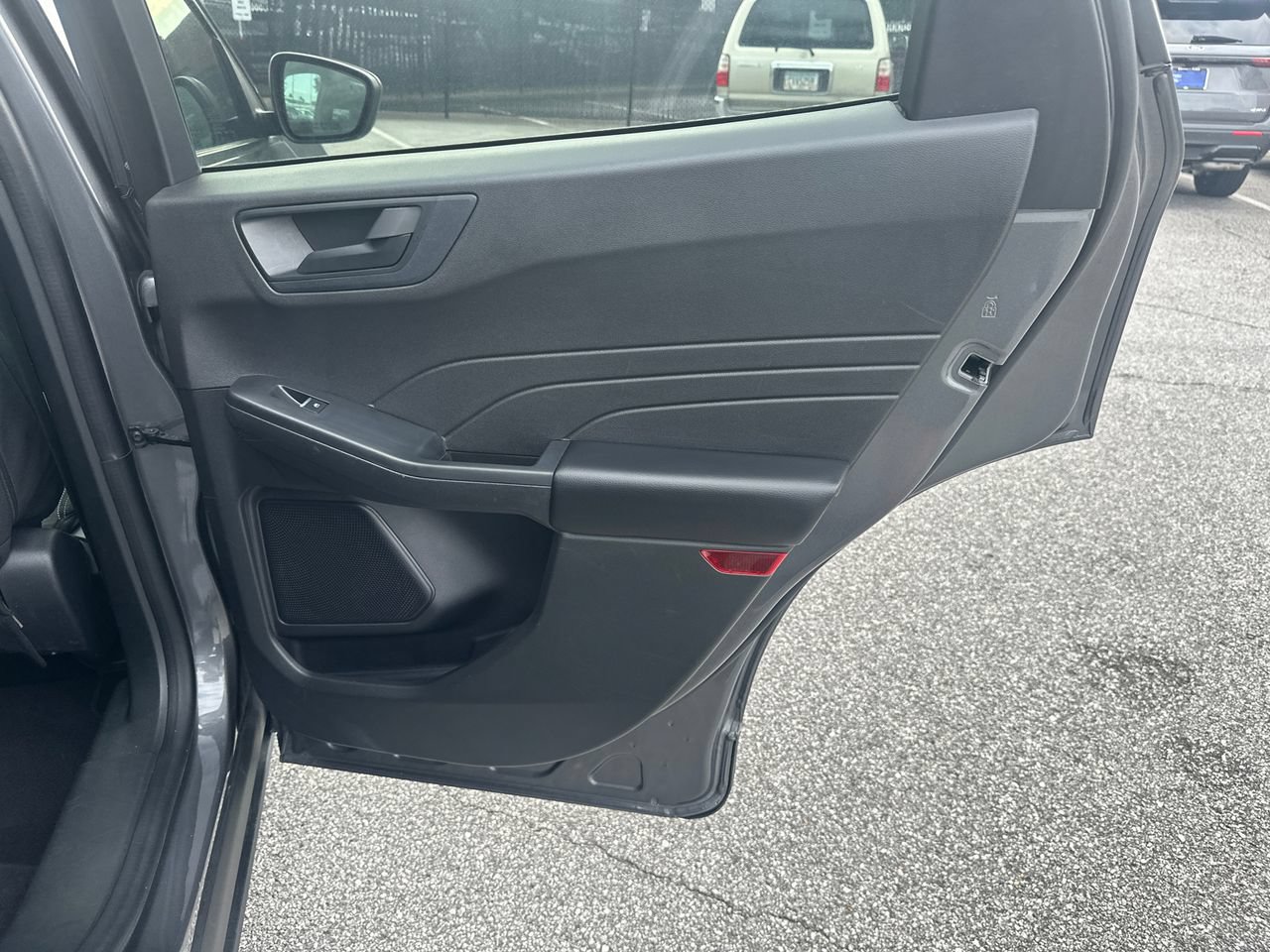 Certified 2024 Ford Escape Active AWD/4WD image 18