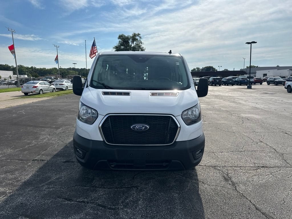 Certified 2025 Ford Transit 250 Low Roof w/ Exterior Upgrade Package RWD image 2