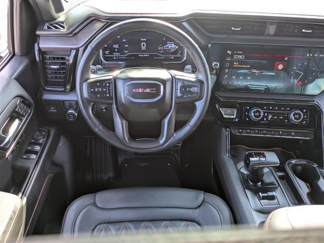 Used 2024 GMC Sierra 1500 AT4 w/ Technology Package AWD/4WD image 16