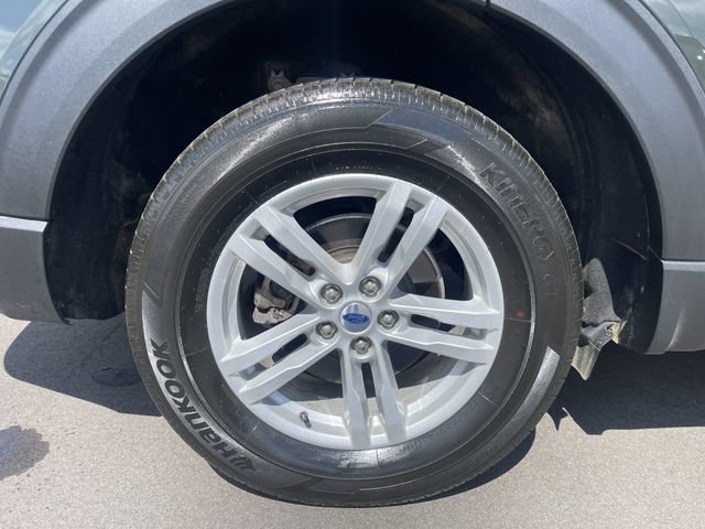 Certified 2024 Ford Explorer XLT w/ Equipment Group 202A AWD/4WD image 12