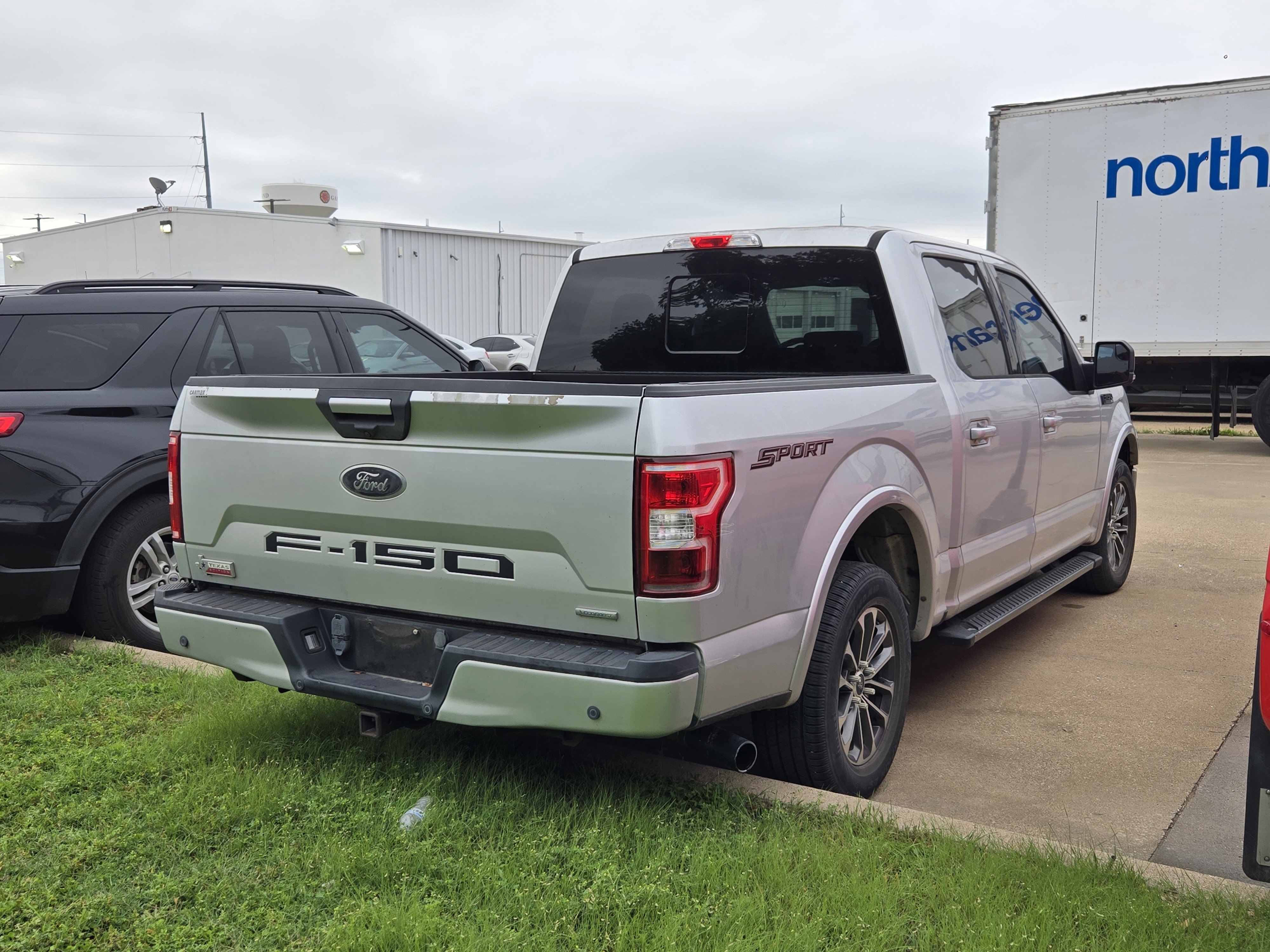 Certified 2018 Ford F150 XLT w/ Equipment Group 302A Luxury RWD image 4