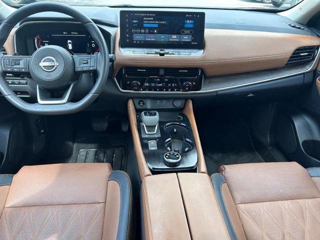 Used 2024 Nissan Rogue Platinum w/ Platinum Premium Package image 13