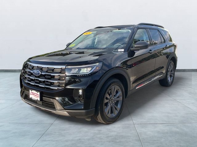Certified 2025 Ford Explorer Active w/ Active Comfort Package AWD/4WD image 3