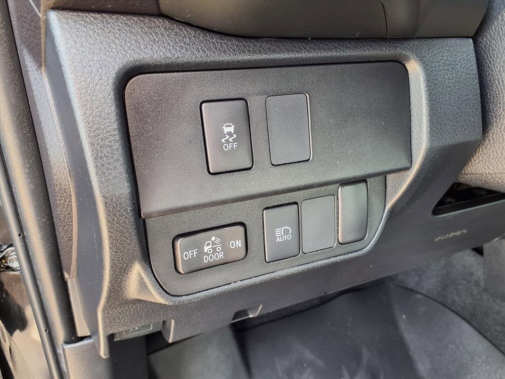 Used 2023 Toyota Tacoma SR image 21