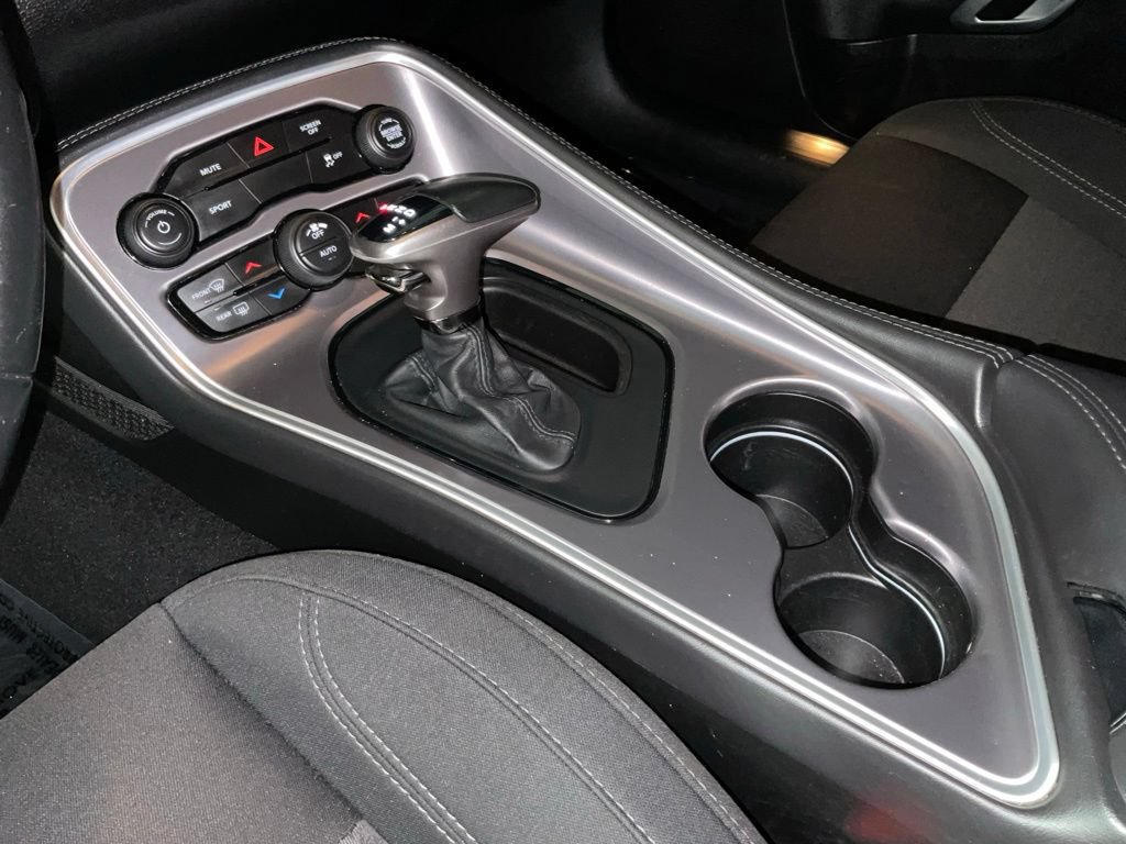 Used 2019 Dodge Challenger SXT RWD image 17