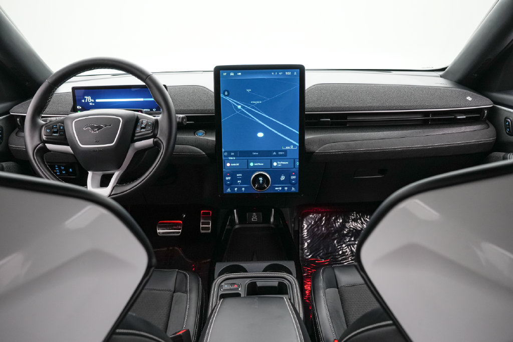 Certified 2025 Ford Mustang Mach-E GT AWD/4WD image 28