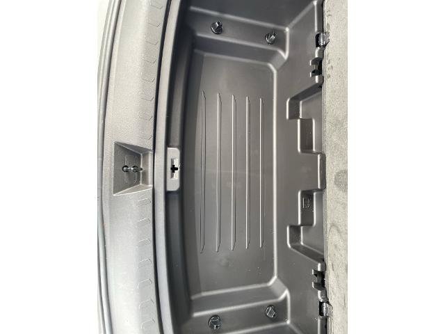Used 2023 Chevrolet Traverse LT w/ LPO, Floor Liner Package AWD/4WD image 22