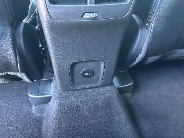 Certified 2025 Ford Escape ST-Line Elite w/ Premium Technology Package AWD/4WD image 11