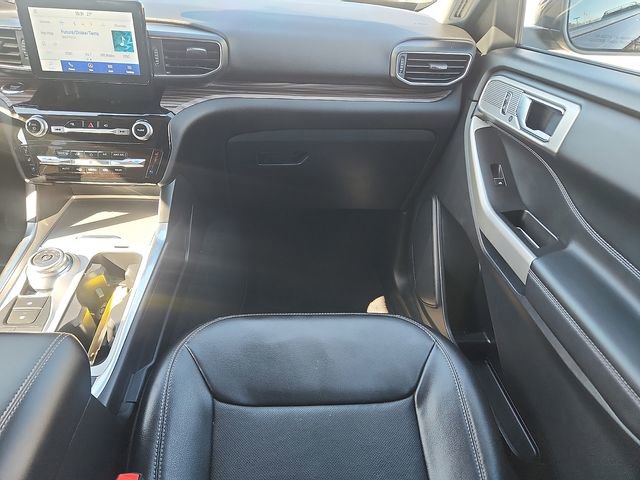 Certified 2023 Ford Explorer Limited AWD/4WD image 10