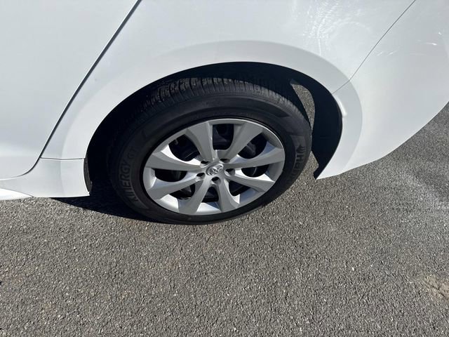 Used 2023 Toyota Corolla LE image 13