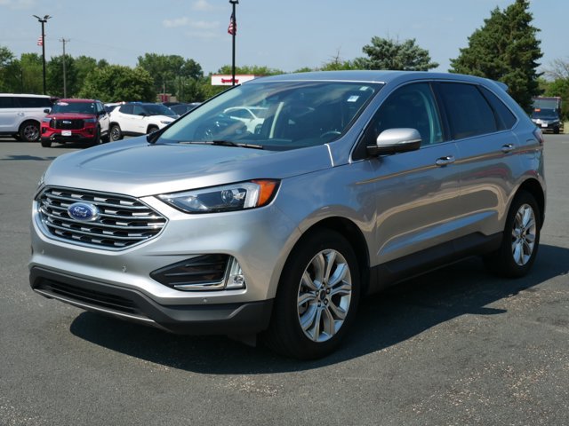 Certified 2024 Ford Edge Titanium AWD/4WD image 4