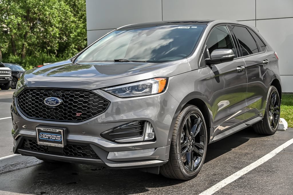 Certified 2023 Ford Edge ST w/ Equipment Group 401A AWD/4WD image 4