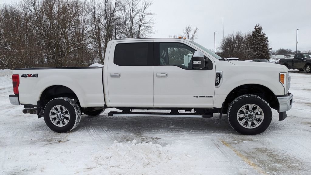 Certified 2018 Ford F250 Lariat w/ Chrome Package image 2
