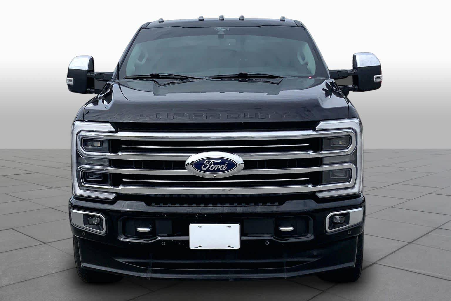 Certified 2024 Ford F250 Limited AWD/4WD image 4
