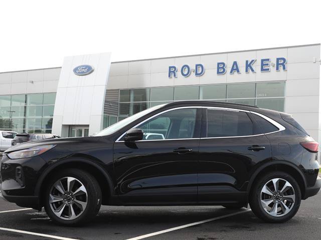 Certified 2024 Ford Escape Platinum AWD/4WD image 3