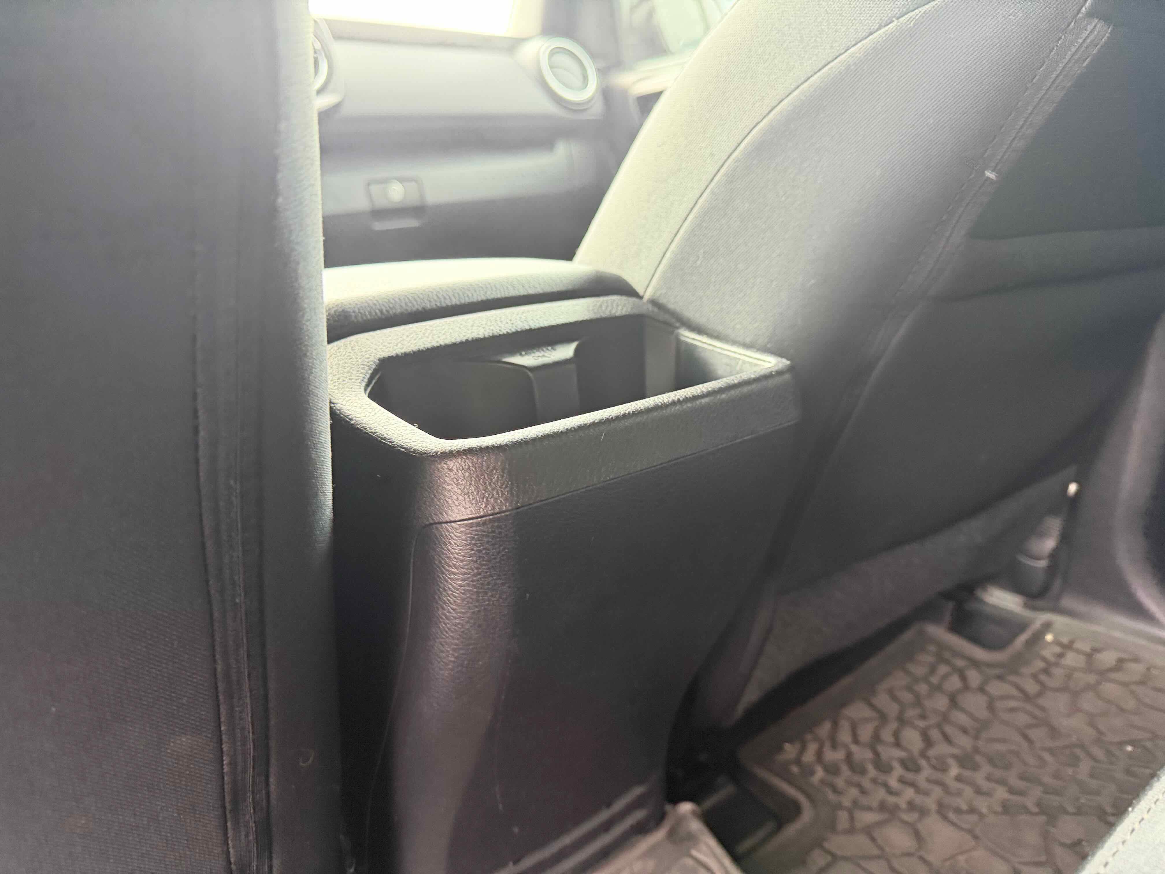 Used 2022 Toyota Tacoma TRD Off-Road image 29