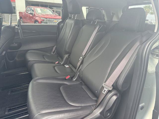 Used 2025 Kia Carnival SX FWD image 20