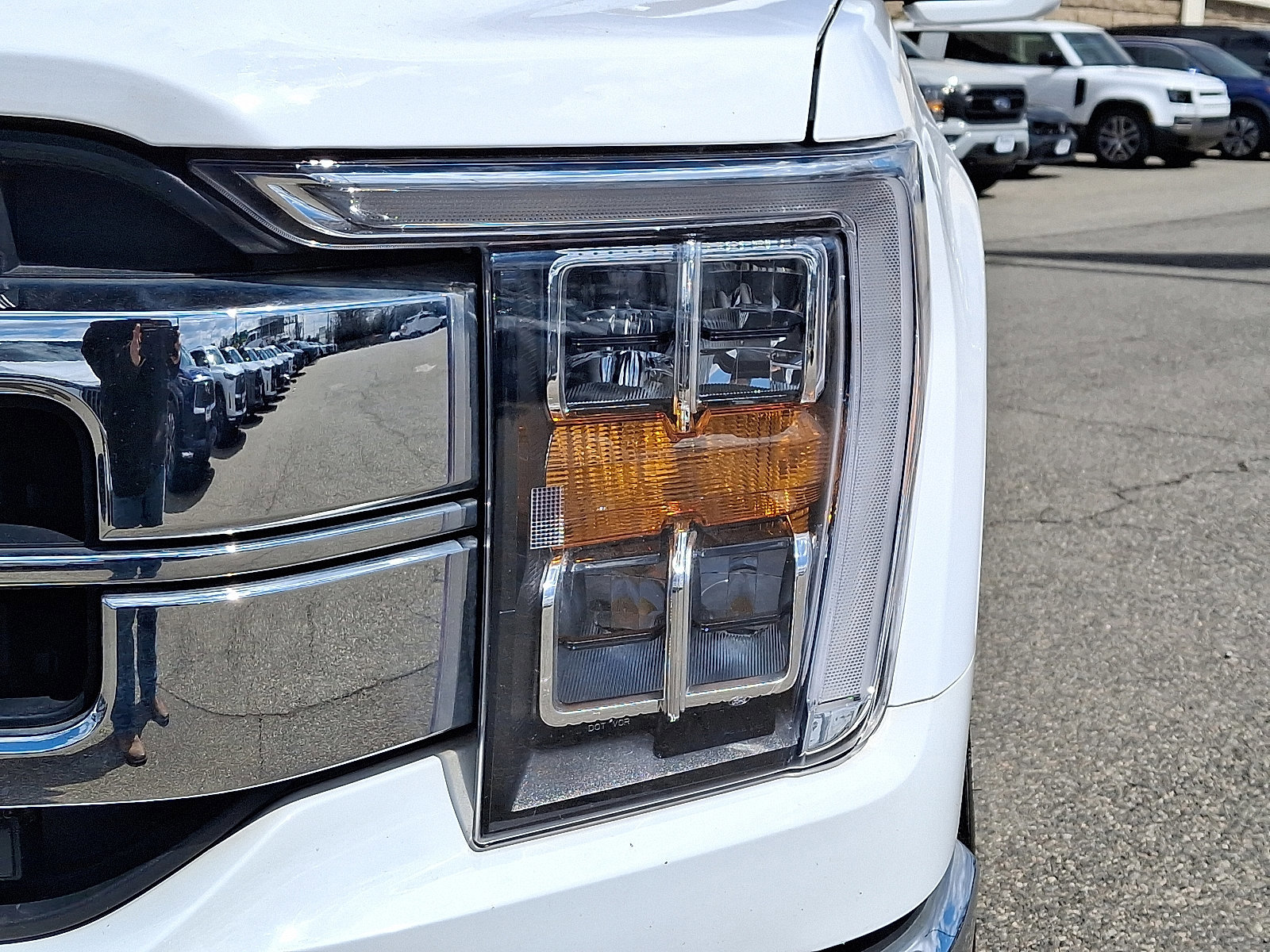 Certified 2022 Ford F150 Lariat w/ Equipment Group 501A Mid image 9