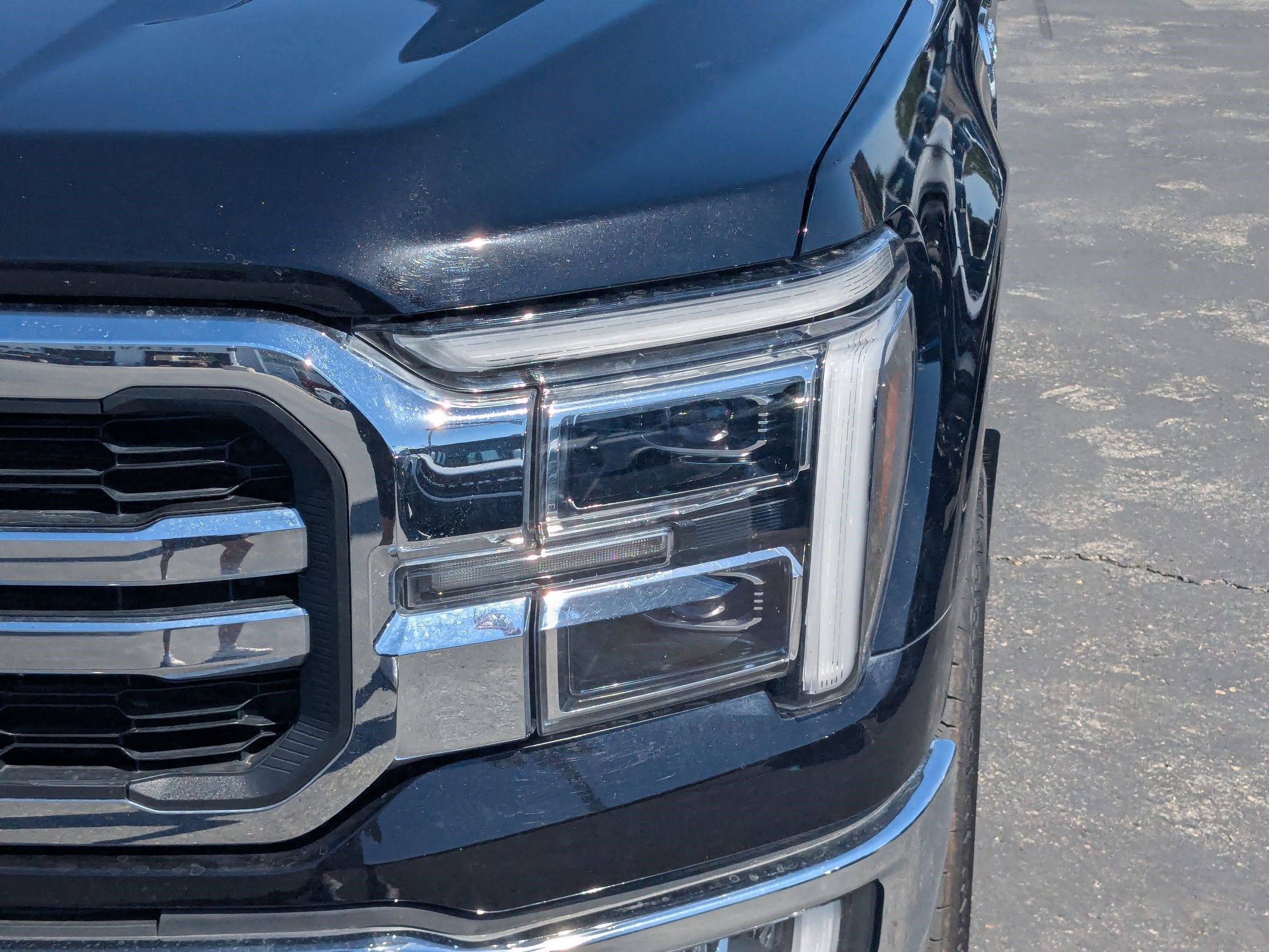 Certified 2024 Ford F150 Lariat w/ Equipment Group 502A High AWD/4WD image 14