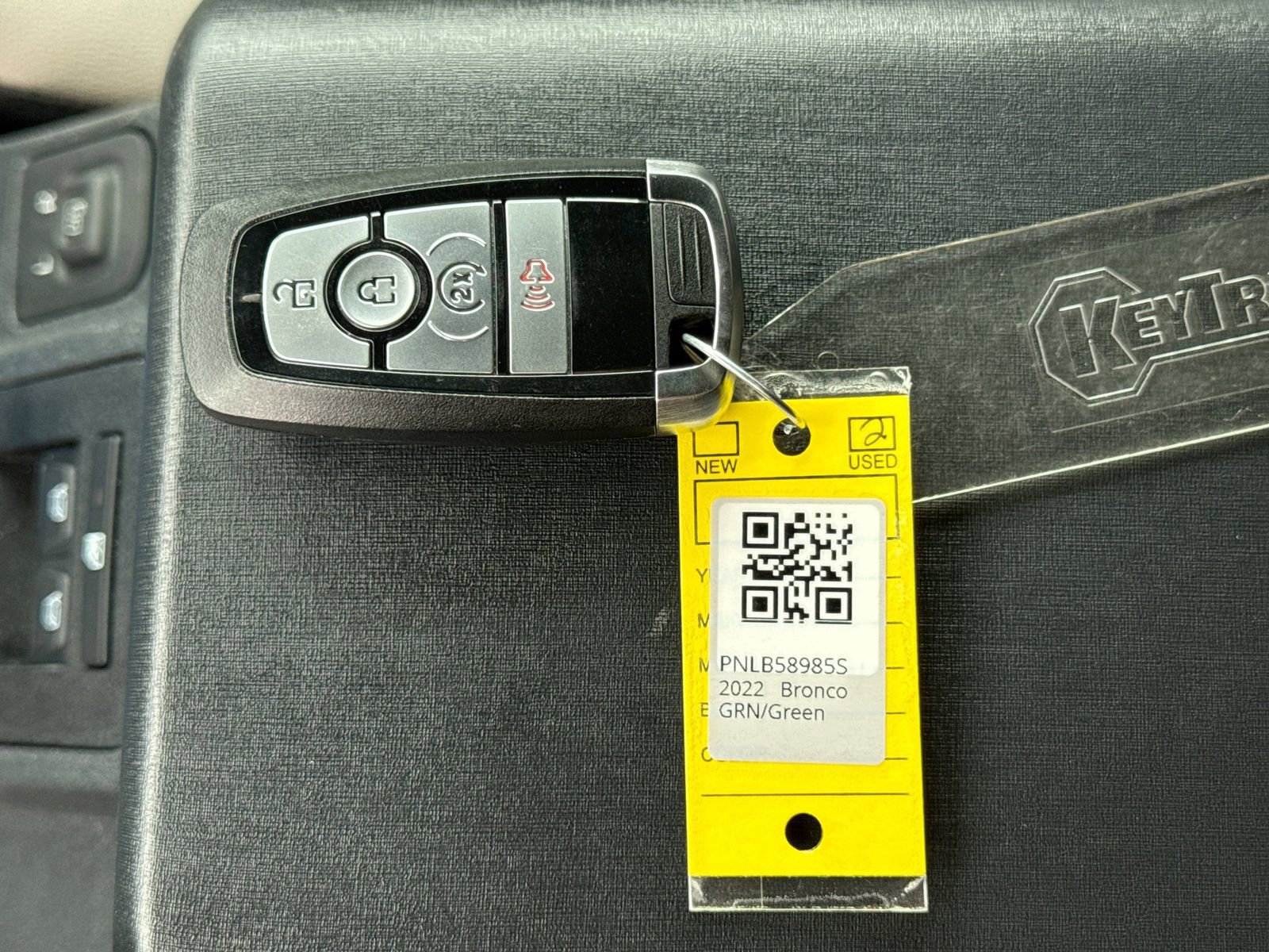 Certified 2022 Ford Bronco Wildtrak AWD/4WD image 41